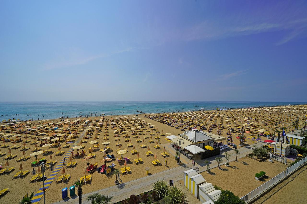 Hotel Strand A Frontemare Lido di Jesolo Exterior photo